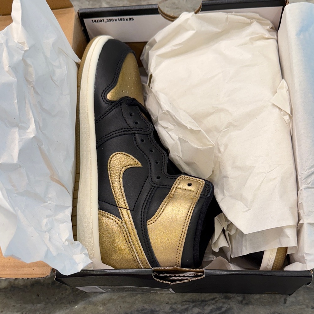 Jordan 1 Retro Hugh OG (PS)
